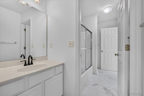 Tiny photo for 902 Stablefield Court, Creve Coeur, MO 63141 (MLS # 26050864)