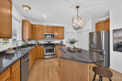 Tiny photo for 902 Stablefield Court, Creve Coeur, MO 63141 (MLS # 26050864)