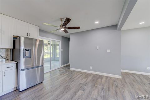 Tiny photo for 1481 Werremeyer Place, Creve Coeur, MO 63132 (MLS # 25070018)