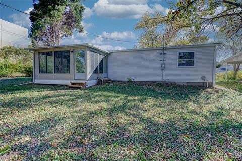 Tiny photo for 1481 Werremeyer Place, Creve Coeur, MO 63132 (MLS # 25070018)