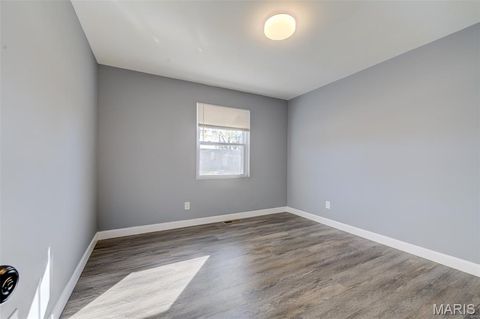 Tiny photo for 1481 Werremeyer Place, Creve Coeur, MO 63132 (MLS # 25070018)