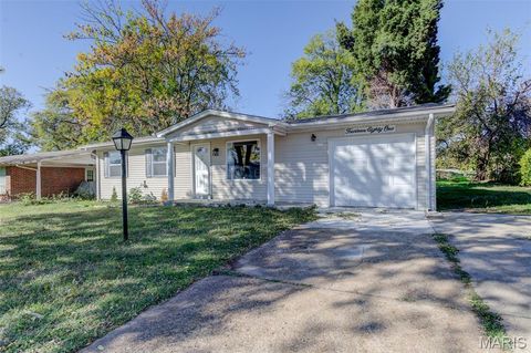 Tiny photo for 1481 Werremeyer Place, Creve Coeur, MO 63132 (MLS # 25070018)