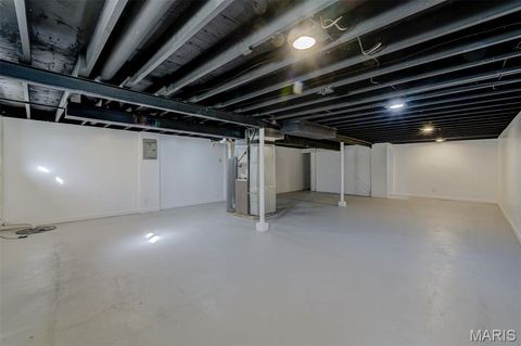 Tiny photo for 1481 Werremeyer Place, Creve Coeur, MO 63132 (MLS # 25070018)