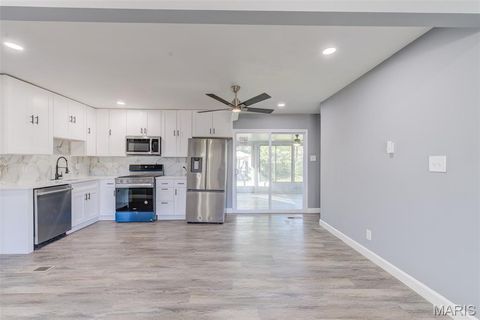 Tiny photo for 1481 Werremeyer Place, Creve Coeur, MO 63132 (MLS # 25070018)