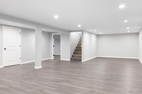 Tiny photo for 815 Ariege Drive, Creve Coeur, MO 63141 (MLS # 25053560)