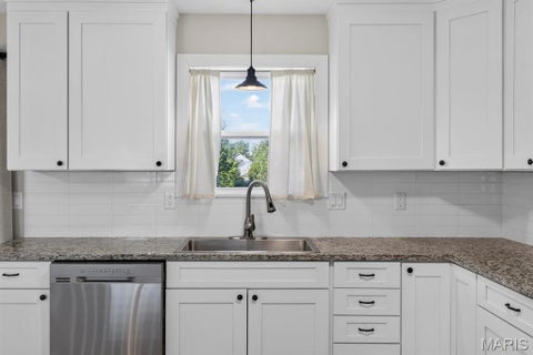 Tiny photo for 2 Bald Hill Court, St Peters, MO 63304 (MLS # 26068767)