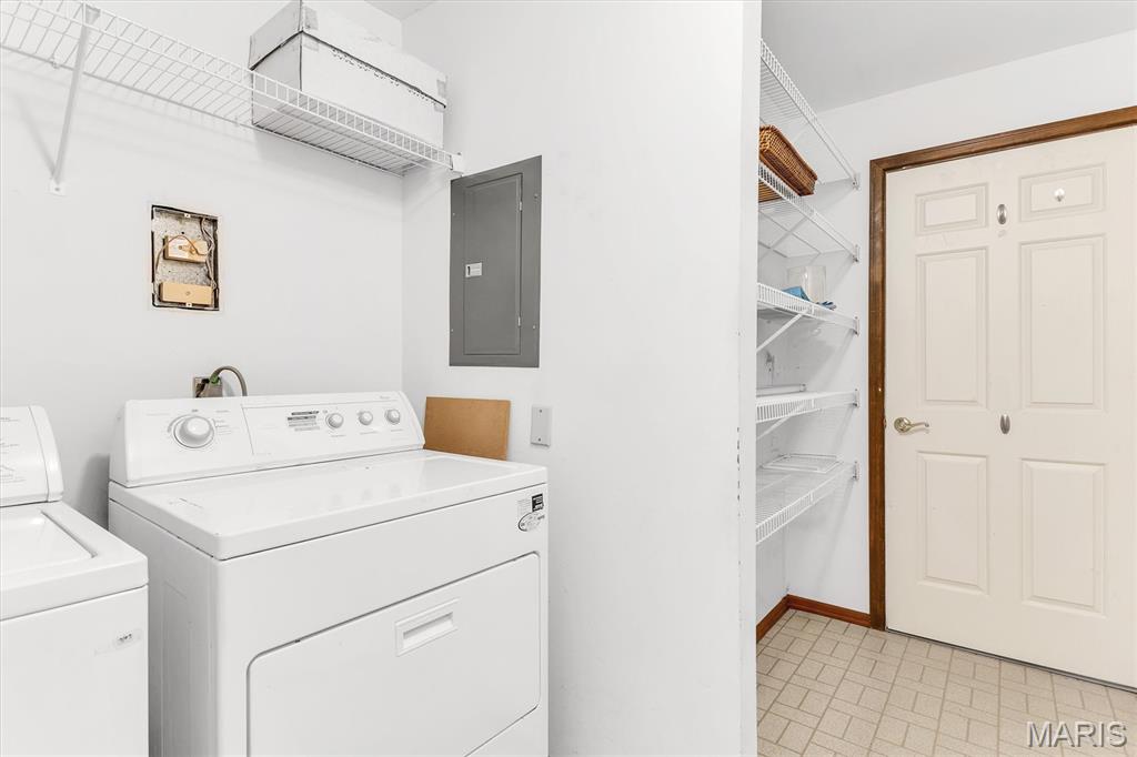 Kenrick Parke Condo Ph Six - Residential