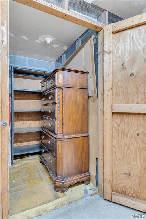 Kenrick Parke Condo Ph Six - Residential