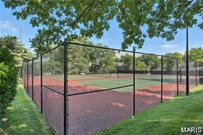 Kenrick Parke Condo Ph Six - Residential
