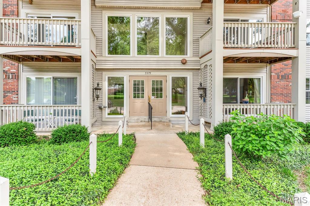 Kenrick Parke Condo Ph Six - Residential
