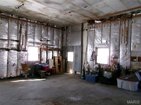 Tiny photo for 1106 W Centennial, Bowling Green, MO 63334 (MLS # 26003170)