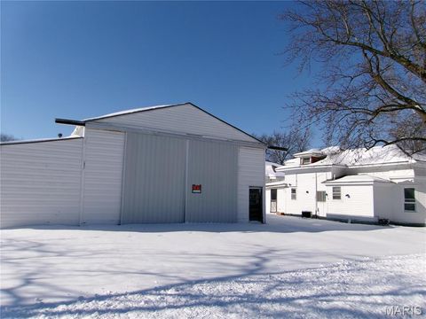 Photo of 1106 W Centennial, Bowling Green, MO 63334 (MLS # 26003170)