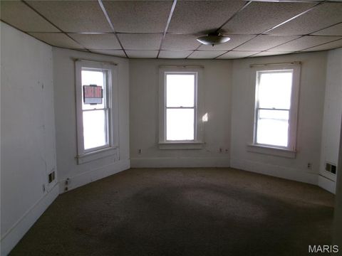 Tiny photo for 1106 W Centennial, Bowling Green, MO 63334 (MLS # 26003170)