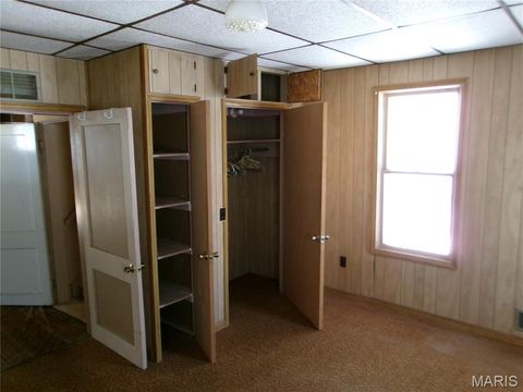 Tiny photo for 1106 W Centennial, Bowling Green, MO 63334 (MLS # 26003170)