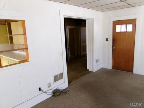 Tiny photo for 1106 W Centennial, Bowling Green, MO 63334 (MLS # 26003170)