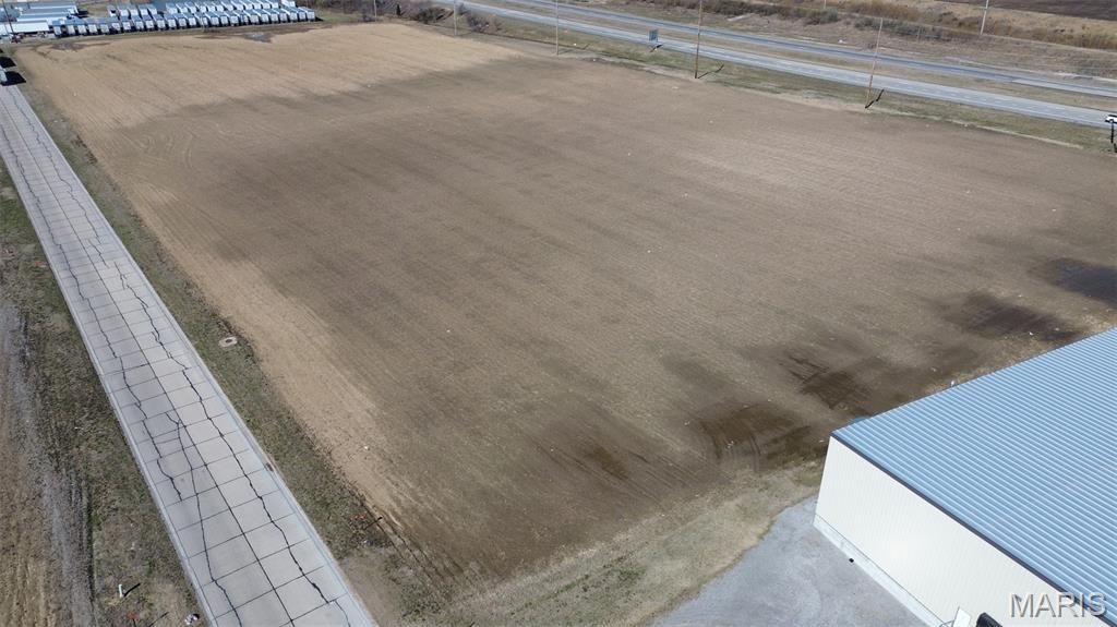 Photo of 0 Highway 61 S, Sikeston, MO 63801 (MLS # 26026373)