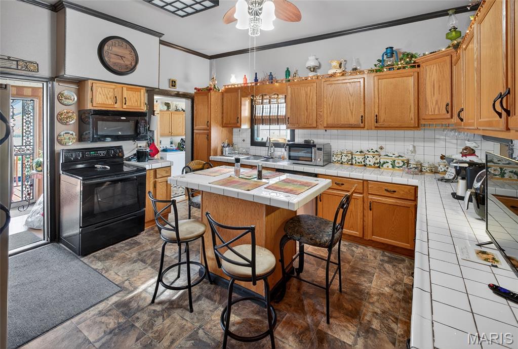 McCoy & Tanner 8th Add - Residential