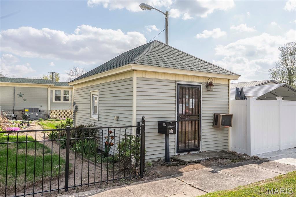 McCoy & Tanner 8th Add - Residential