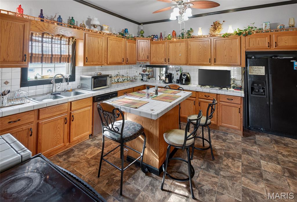 McCoy & Tanner 8th Add - Residential