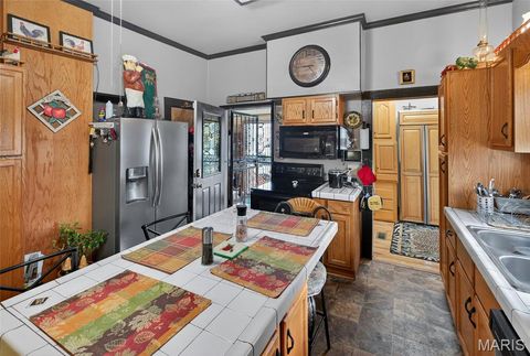 Tiny photo for 303 Dorothy Street, Sikeston, MO 63801 (MLS # 26018985)