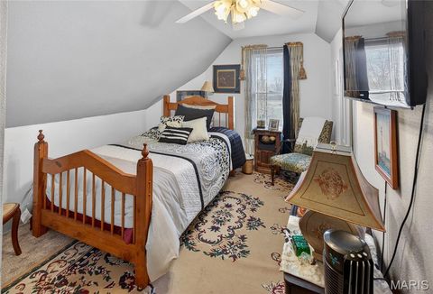 Tiny photo for 303 Dorothy Street, Sikeston, MO 63801 (MLS # 26018985)