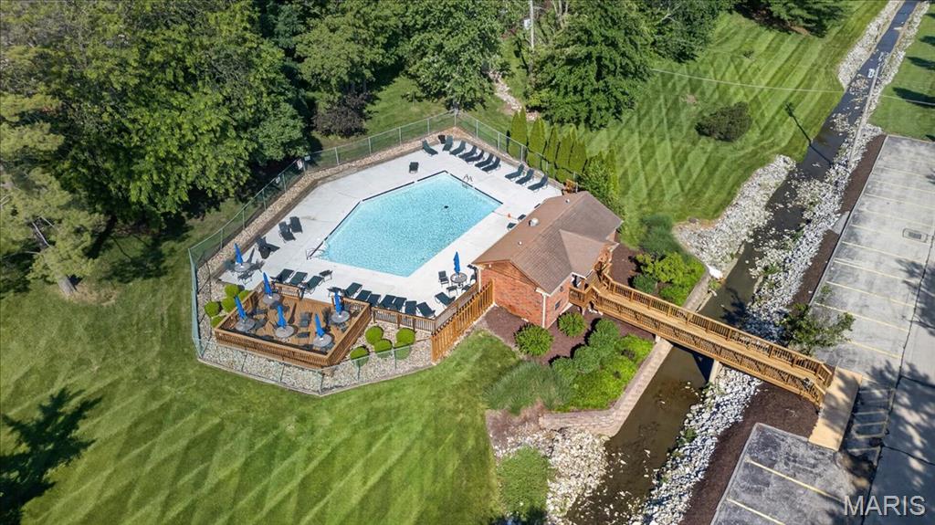 Brentwood Forest Condo Ph Five - Residential