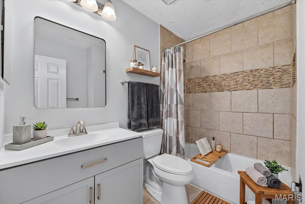 Brentwood Forest Condo Ph Five - Residential