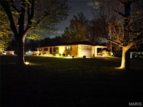 Photo of 10149 Carolynne Drive, Sappington, MO 63128 (MLS # 26059509)