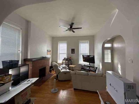 1053 - 1057 S Vandeventer Avenue St Louis MO 63110