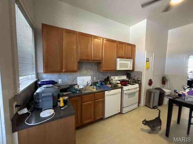 1053 - 1057 S Vandeventer Avenue