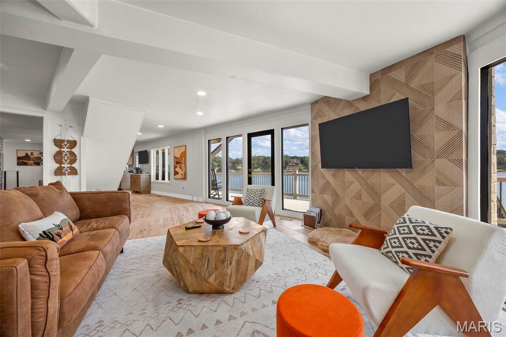 LSL South Pt - Residential