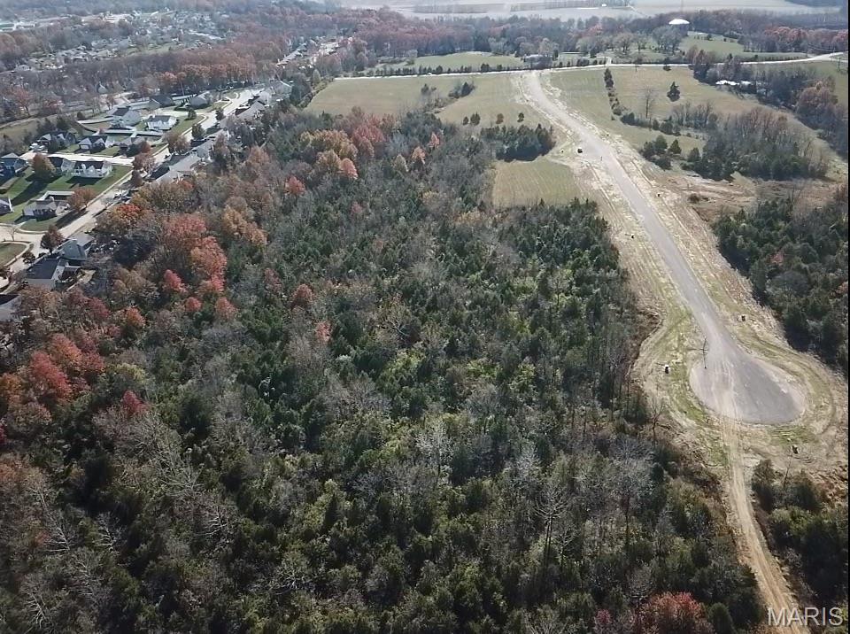 668 #12 Highlands Ct. Court