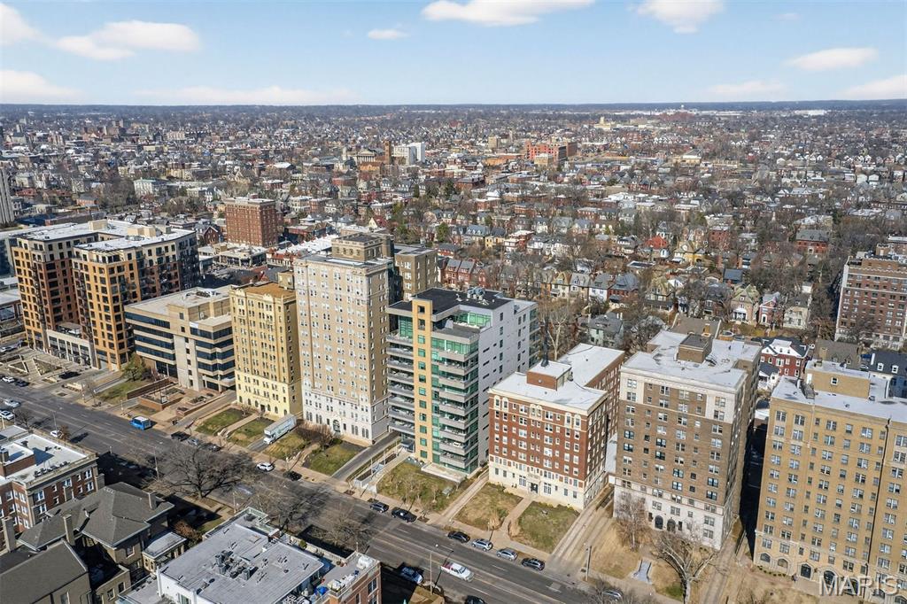 4545 Lindell Blvd - Residential