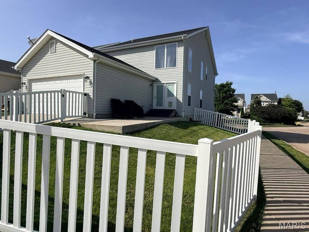 1401 Colonial Drive