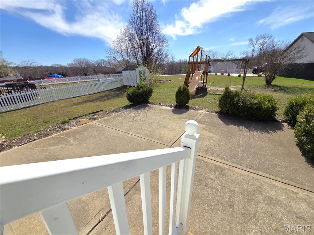 Valley Oaks 02 - Residential