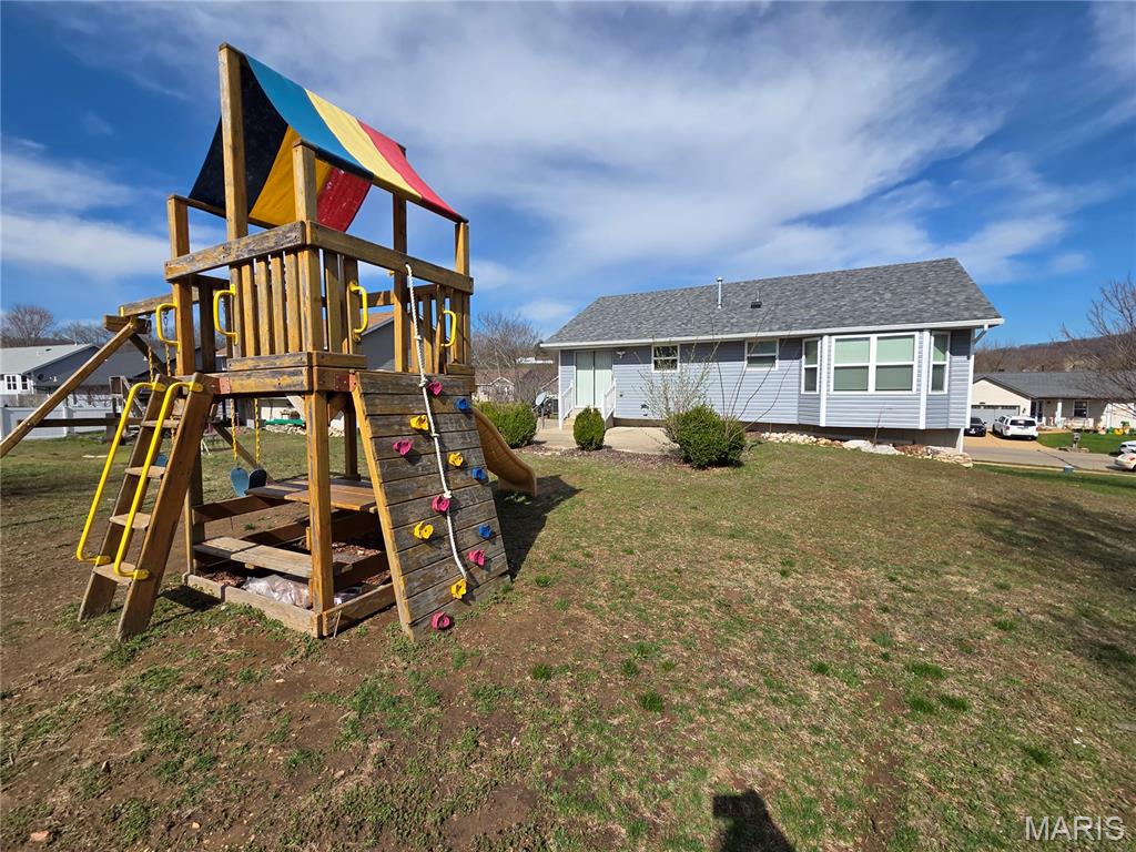 Valley Oaks 02 - Residential