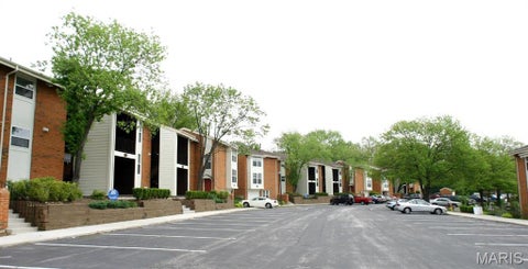 Tiny photo for 1953 Greenglen #301, St Louis, MO 63122 (MLS # 26065723)