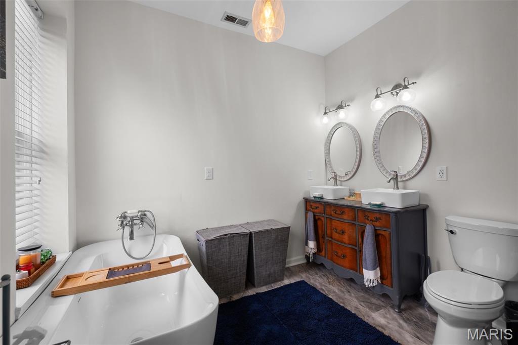 St Louis Commons Add - Residential