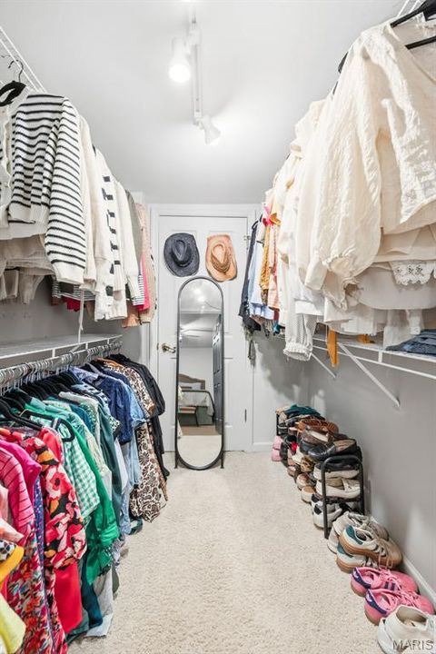 Tiny photo for 2008 Greenglen Drive #203, Kirkwood, MO 63122 (MLS # 26030569)