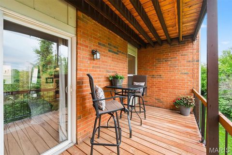 Tiny photo for 2008 Greenglen Drive #203, Kirkwood, MO 63122 (MLS # 26030569)