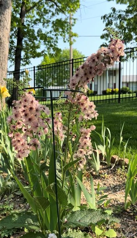 Tiny photo for 1315 Ridge Road, Wildwood, MO 63021 (MLS # 26003665)