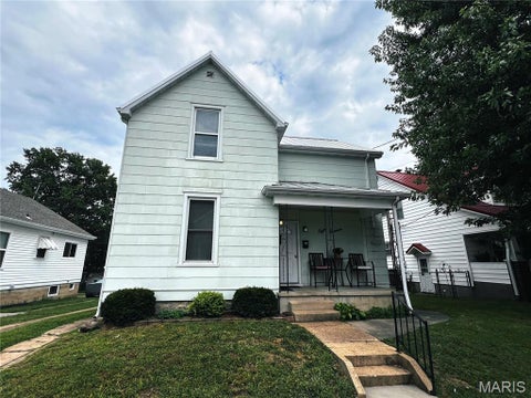 Photo of 811 Roberts Street, Washington, MO 63090 (MLS # 26069200)