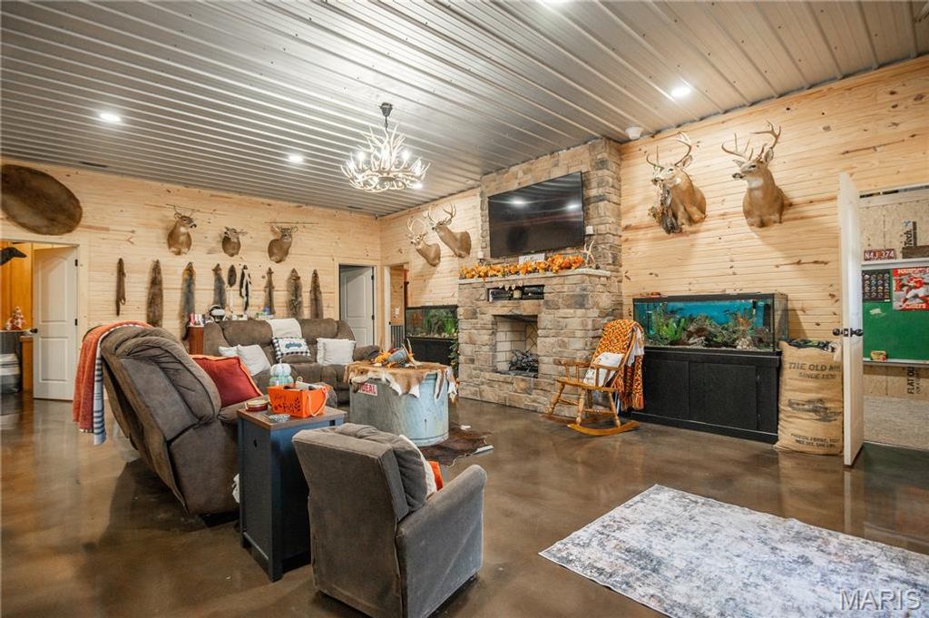 Photo of 4907 State Highway TT, Zalma, MO 63787 (MLS # 25073573)