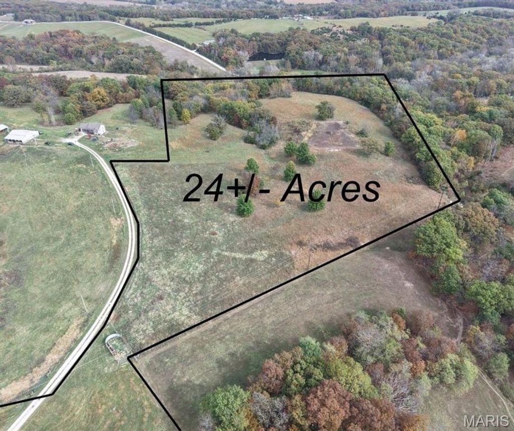 Photo of 6 State Highway 6, Lewistown, MO 63452 (MLS # 25072830)