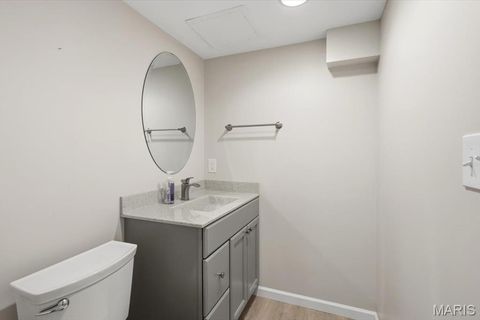 Tiny photo for 20 Greystoke Court, Ballwin, MO 63021 (MLS # 26031330)