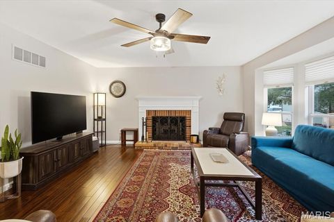 Tiny photo for 20 Greystoke Court, Ballwin, MO 63021 (MLS # 26031330)