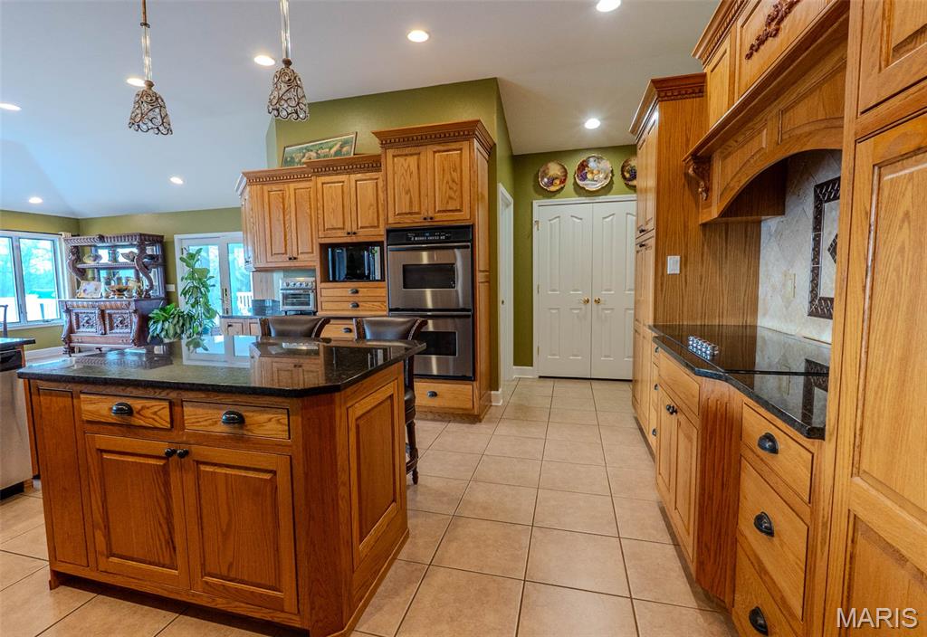 EMERALD HILLS - Residential