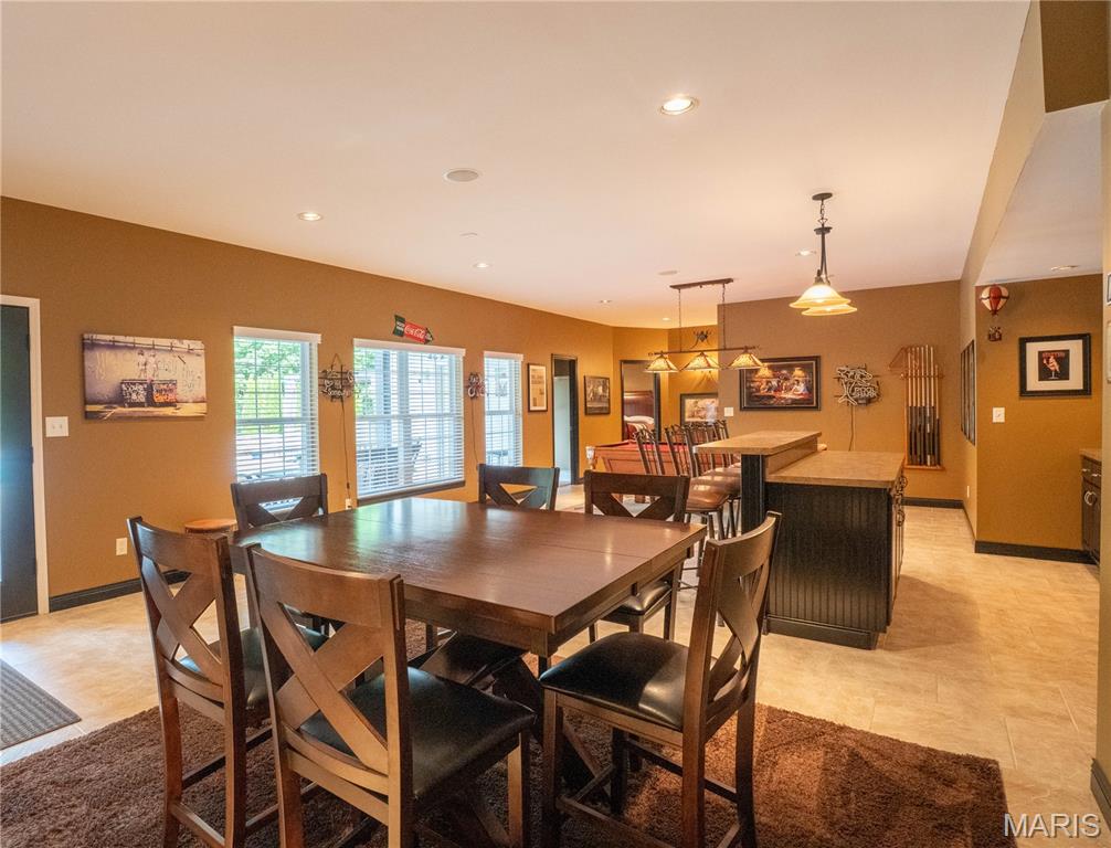 Tompkins Rdg - Residential