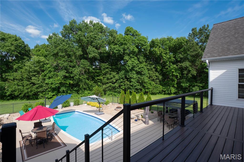 Tompkins Rdg - Residential