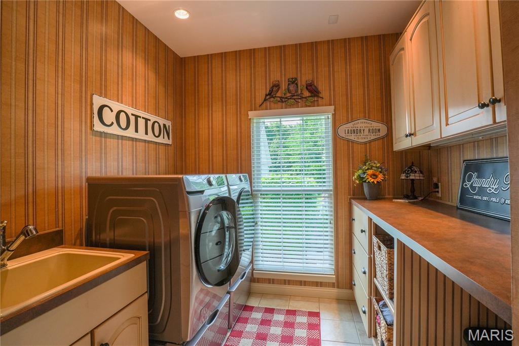 Tompkins Rdg - Residential